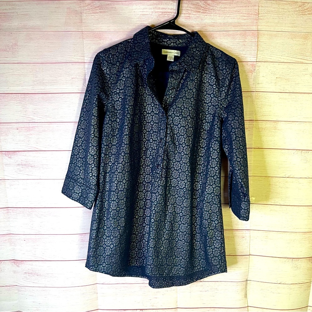 Coldwater Creek Cotton Blue Shimmer Eyelet 3/4” Button Blouse Shirt Size Small 8